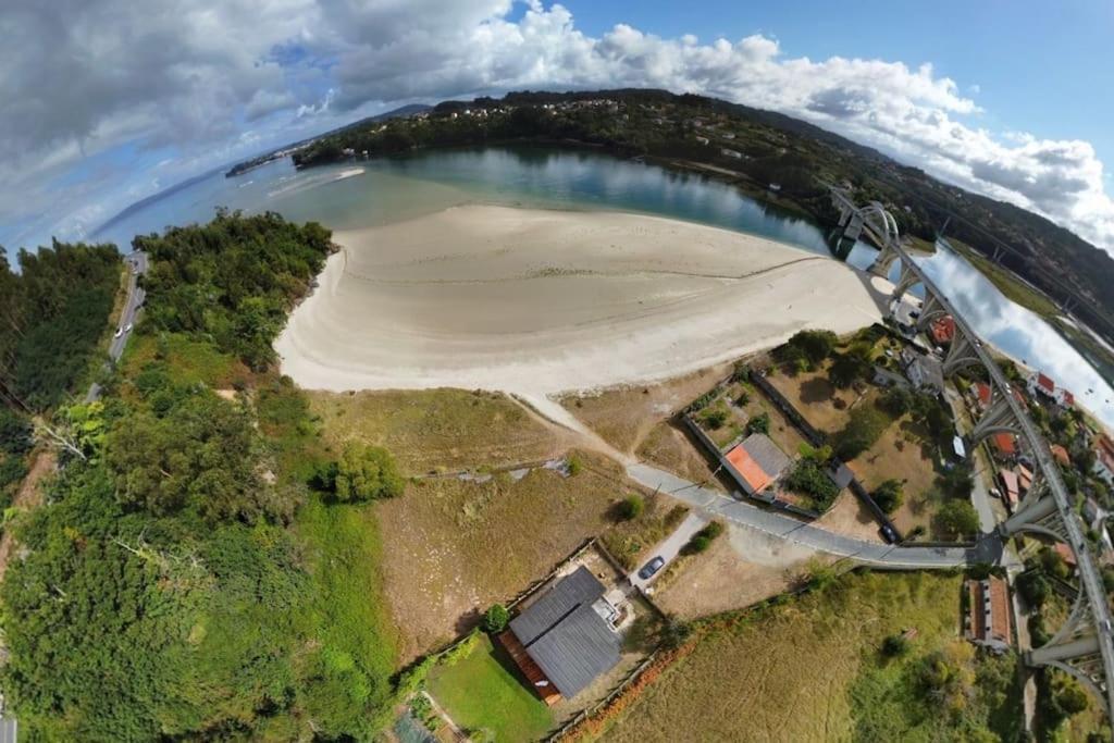 O Pedrido Beach House Bergondo エクステリア 写真