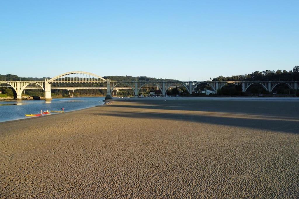 O Pedrido Beach House Bergondo エクステリア 写真
